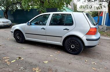 Хэтчбек Volkswagen Golf 2000 в Полтаве