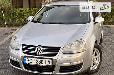 Универсал Volkswagen Golf 2008 в Стрые