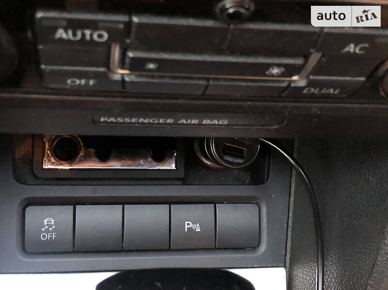 Універсал Volkswagen Golf 2010 в Києві фото 25 Універсал Volkswagen Golf 2010 в Києві