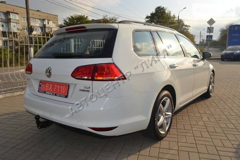 Универсал Volkswagen Golf 2015 в Хмельницком