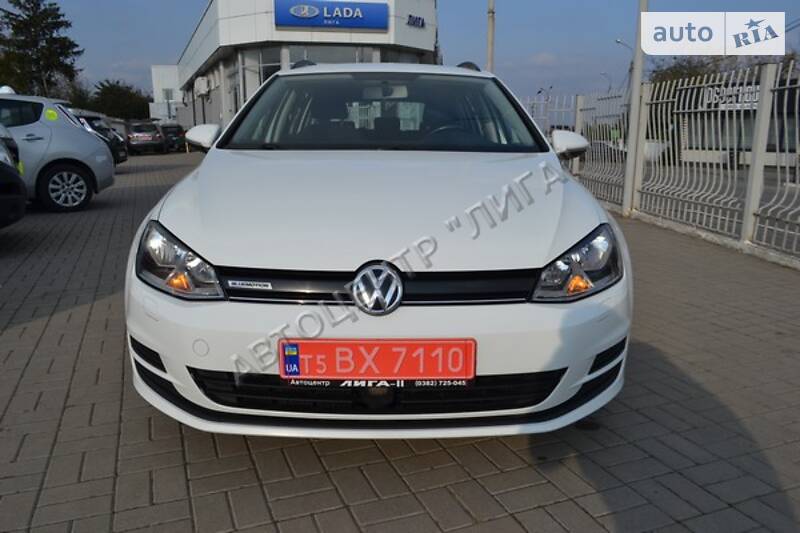Универсал Volkswagen Golf 2015 в Хмельницком
