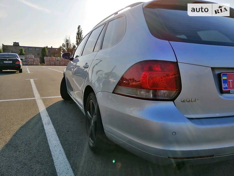 Универсал Volkswagen Golf 2011 в Кривом Роге