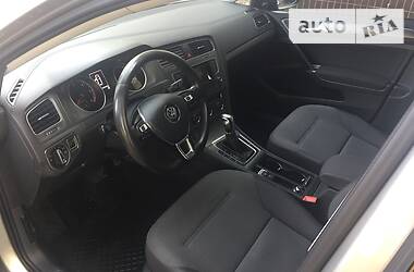 Хетчбек Volkswagen Golf 2013 в Дніпрі