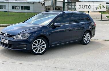 Универсал Volkswagen Golf 2015 в Коростене