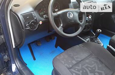 Хетчбек Volkswagen Golf 1998 в Полтаві