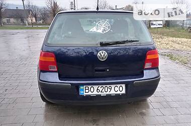 Хэтчбек Volkswagen Golf 2001 в Бережанах