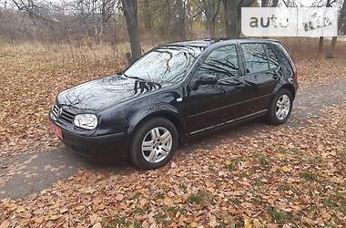 Хэтчбек Volkswagen Golf 2001 в Нежине