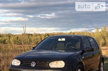 Хэтчбек Volkswagen Golf 2003 в Звягеле