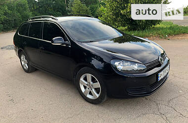 Универсал Volkswagen Golf 2011 в Бахмуте