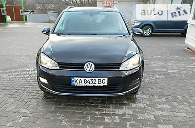 Универсал Volkswagen Golf 2016 в Киеве