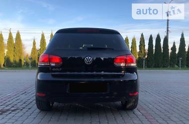 Хэтчбек Volkswagen Golf 2009 в Дунаевцах