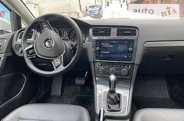 Универсал Volkswagen Golf 2019 в Харькове