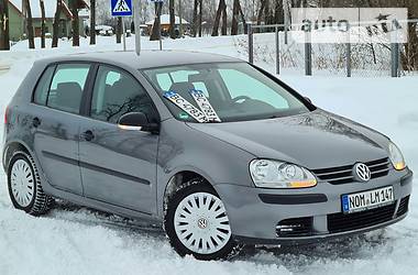 Хэтчбек Volkswagen Golf 2005 в Самборе