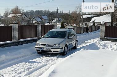 Хэтчбек Volkswagen Golf 1998 в Житомире