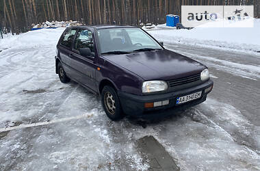 Хэтчбек Volkswagen Golf 1994 в Киеве