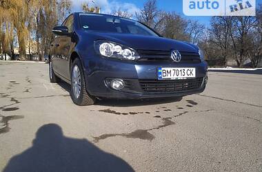 Хэтчбек Volkswagen Golf 2009 в Сумах