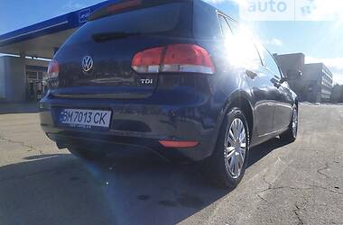 Хэтчбек Volkswagen Golf 2009 в Сумах