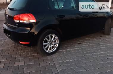 Хетчбек Volkswagen Golf 2009 в 