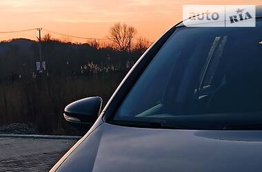 Хетчбек Volkswagen Golf 2009 в 