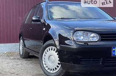 Универсал Volkswagen Golf 2004 в Дрогобыче