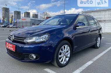 Универсал Volkswagen Golf 2012 в Киеве