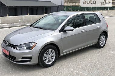 Хэтчбек Volkswagen Golf 2015 в Ивано-Франковске