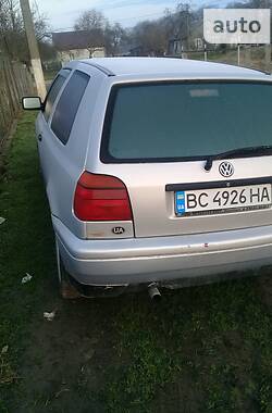 Хэтчбек Volkswagen Golf 1997 в Городке