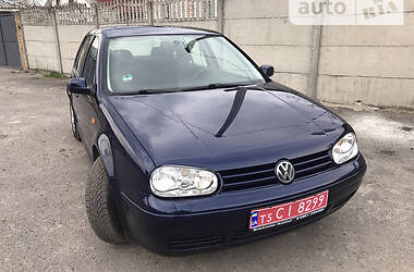 Хэтчбек Volkswagen Golf 2000 в Киверцах