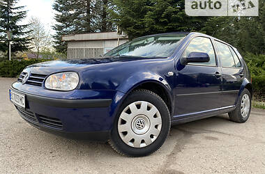 Хэтчбек Volkswagen Golf 2001 в Дрогобыче