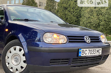 Хэтчбек Volkswagen Golf 2001 в Дрогобыче