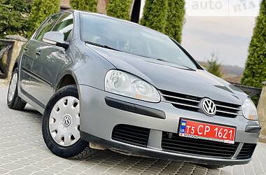 Хетчбек Volkswagen Golf 2005 в Трускавці