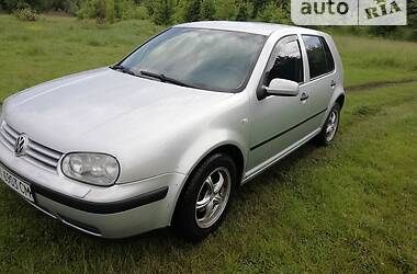 Хэтчбек Volkswagen Golf 2003 в Белой Церкви