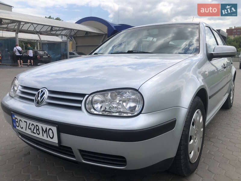 Volkswagen Golf 2000