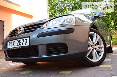 Хетчбек Volkswagen Golf 2006 в Дрогобичі