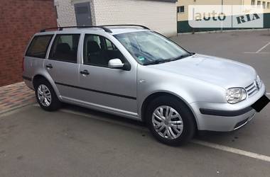 Універсал Volkswagen Golf 2004 в Києві