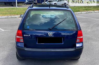 Универсал Volkswagen Golf 2003 в Киеве