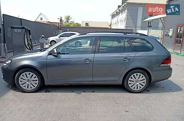 Универсал Volkswagen Golf 2010 в 