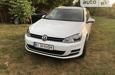 Универсал Volkswagen Golf 2015 в Полтаве