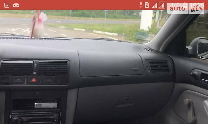 Універсал Volkswagen Golf 2000 в Бориславі