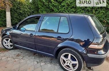 Хэтчбек Volkswagen Golf 1998 в Калуше