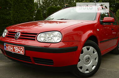 Универсал Volkswagen Golf 2001 в Харькове