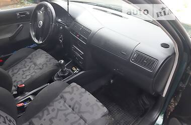 Универсал Volkswagen Golf 2000 в Нововолынске