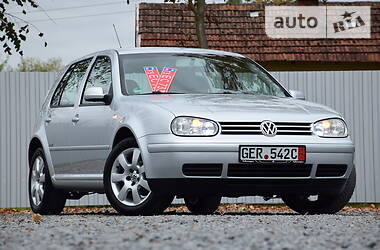 Хэтчбек Volkswagen Golf 2004 в Дрогобыче