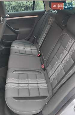 Універсал Volkswagen Golf 2012 в Тернополі