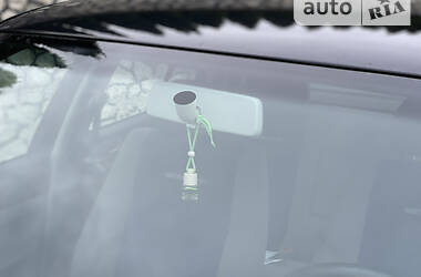Хетчбек Volkswagen Golf 2000 в 