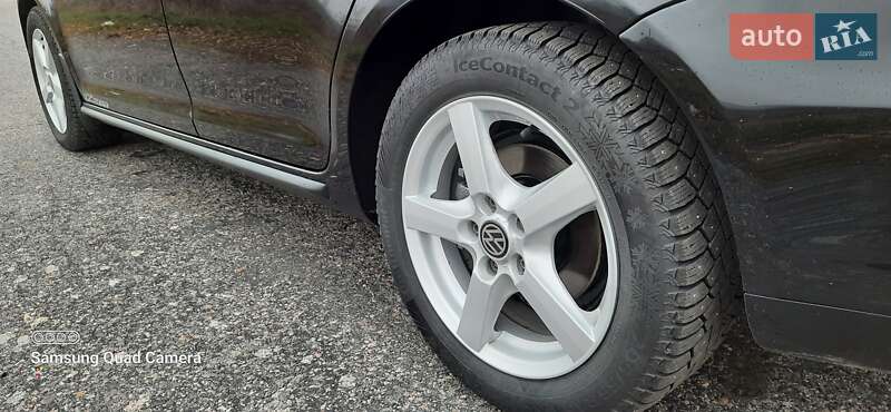 Универсал Volkswagen Golf 2011 в Киеве