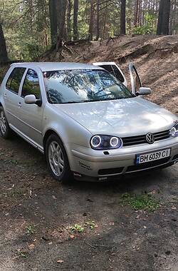 Хэтчбек Volkswagen Golf 2001 в Шостке