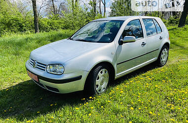 Хетчбек Volkswagen Golf 2002 в Лубнах