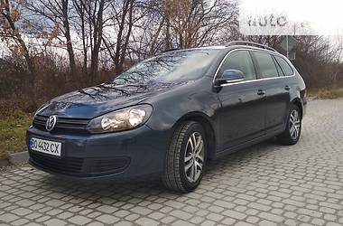 Універсал Volkswagen Golf 2010 в Чорткові