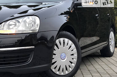 Универсал Volkswagen Golf 2008 в Самборе